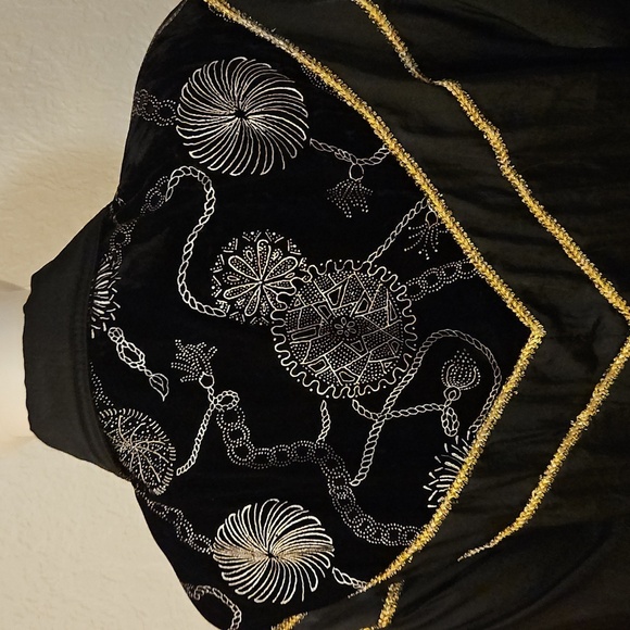 Vtg LAVON 1990s Black and Gold Oversized Metallic Swishy Track Jacket - Picture 8 of 11